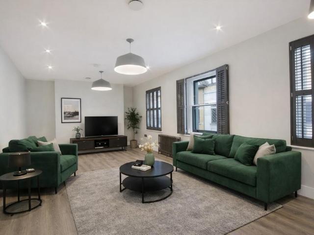 House for rent in Chinatown, Greater London