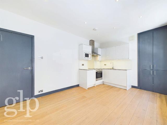 Apartment for rent in St. James's, Mayfair