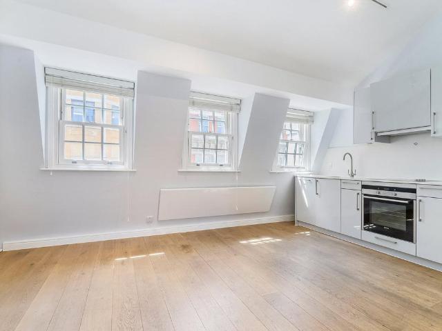 Apartment for rent in St. James's, Mayfair
