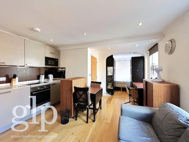 Studio for rent in Soho, Greater London