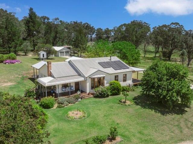 House And Land for sale in Armidale