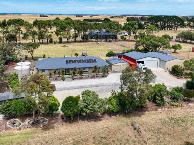 Cottage for sale in Wye, South Australia