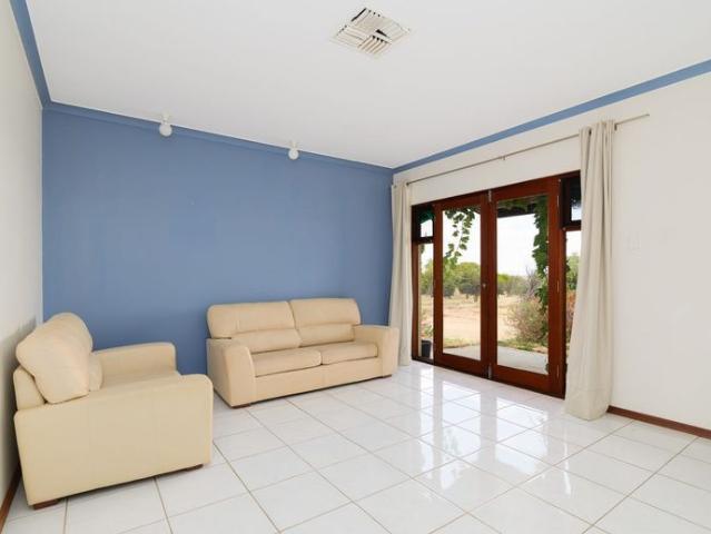 House for rent in Cramphorne, Western Australia