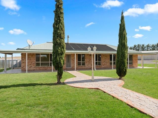 House for rent in Brisbane Grove, New South Wales