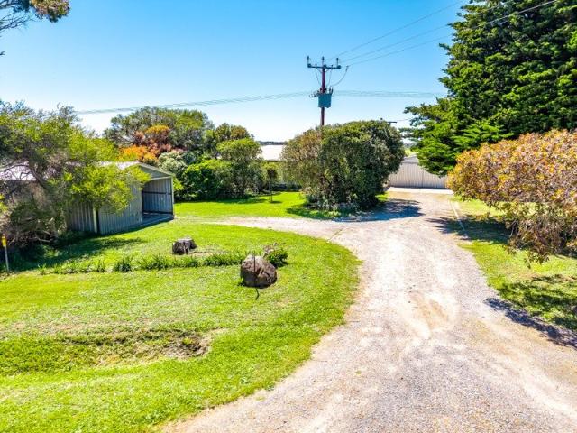 Cottage for sale in Willow Creek, Second Valley
