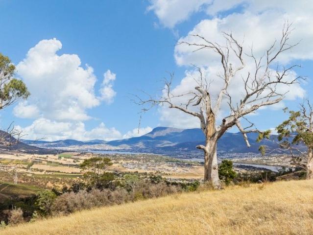Cottage for sale in Hobart, Tasmania
