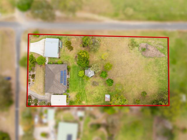 Cottage for sale in Kiora, New South Wales