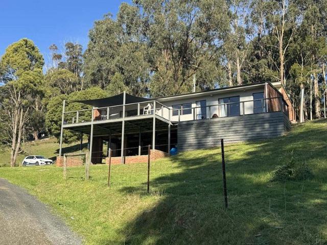 House for rent in Yinnar South, Victoria