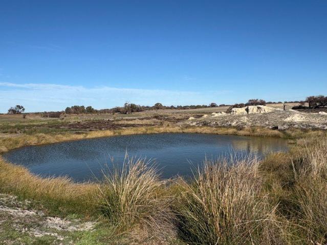 Cottage for sale in Mogumber, Western Australia