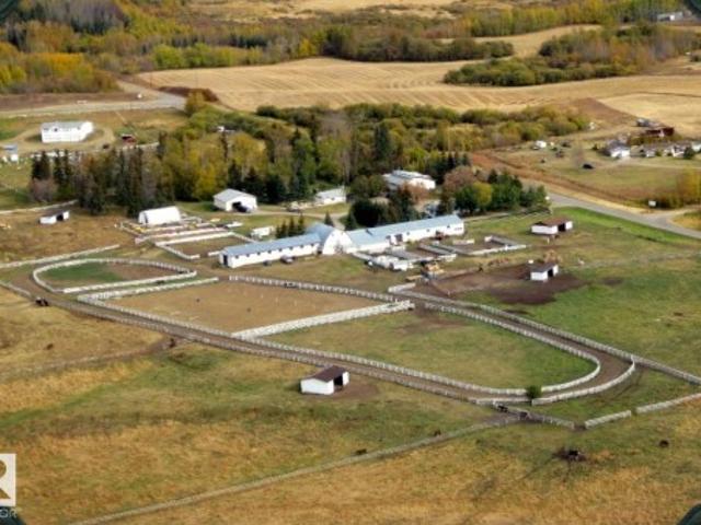 House for sale in Alberta