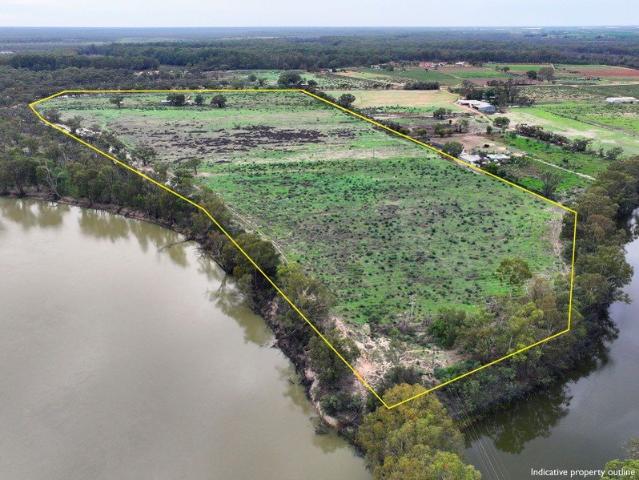 Cottage for sale in Iraak, Victoria