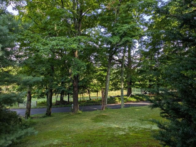 Room for rent in Canton, Connecticut
