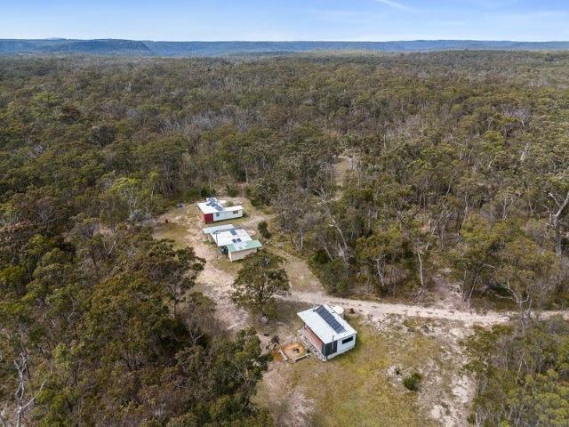 Cottage for sale in Canyonleigh, New South Wales