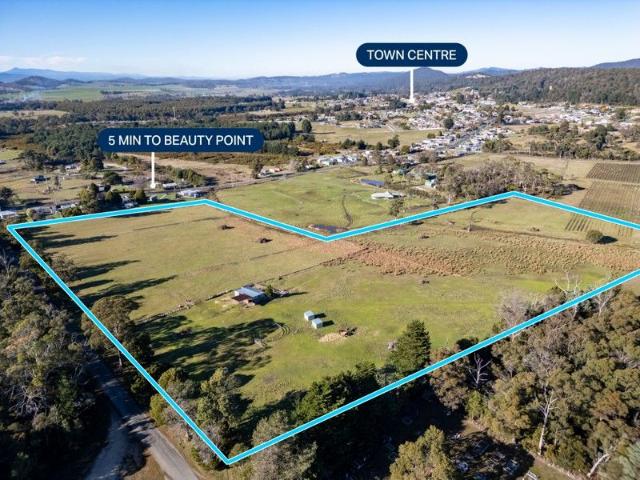 Land for sale in Beaconsfield, West Tamar