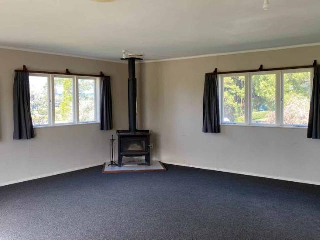 House for rent in Awhitu, Oroua County