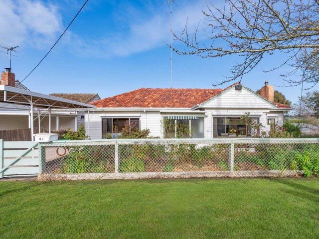 House for sale in Hamilton, Victoria