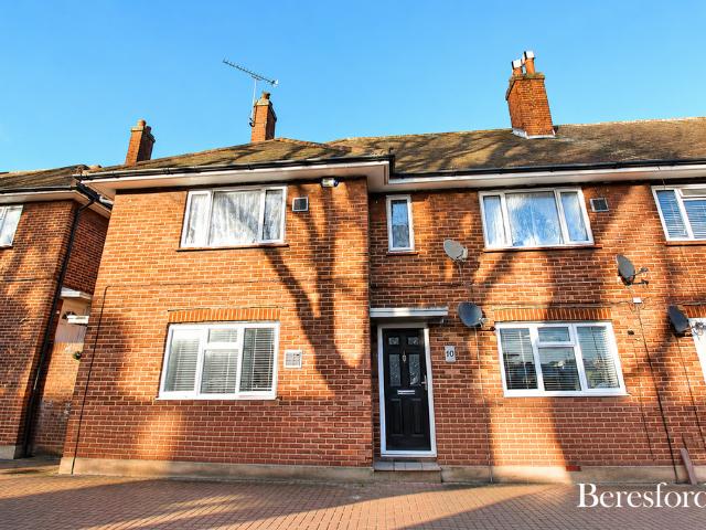 Apartment for rent in Rush Green, Greater London