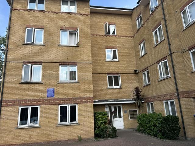 Apartment for rent in Charlton Riverside, Greater London