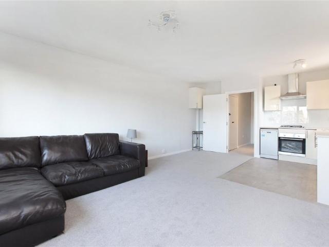 Apartment for rent in Balham, Greater London