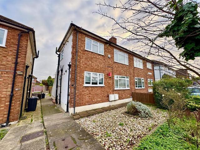 House for rent in Pilgrims' Hatch, Brentwood