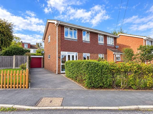 House for rent in Upper Hale, Waverley