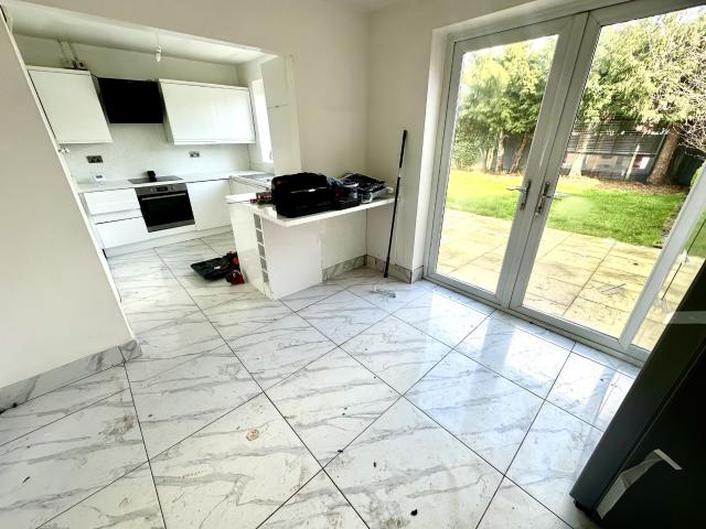House for rent in London Borough of Ealing, Greater London