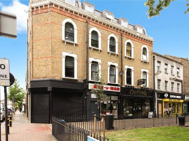 Apartment for rent in London Borough of Lewisham, Ladywell