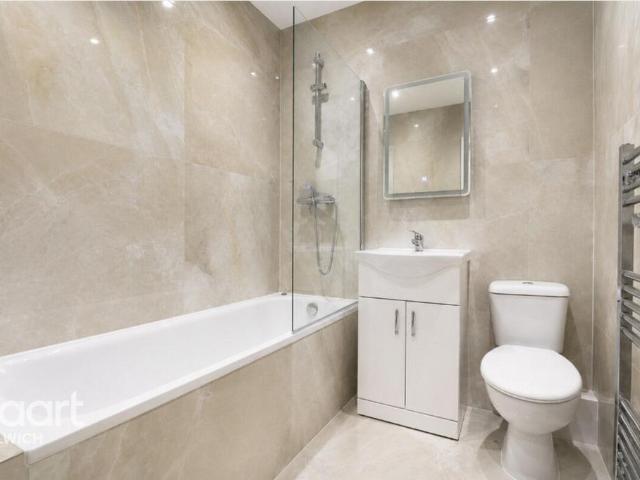 House for rent in London Borough of Lewisham, Ladywell