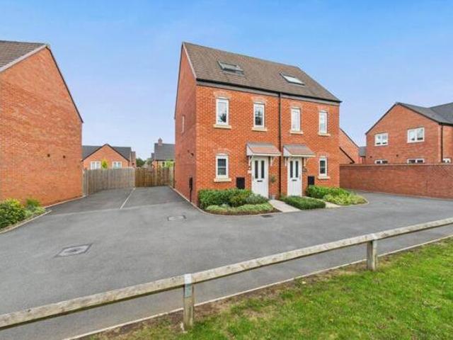 House for sale in Worcester, Worcestershire