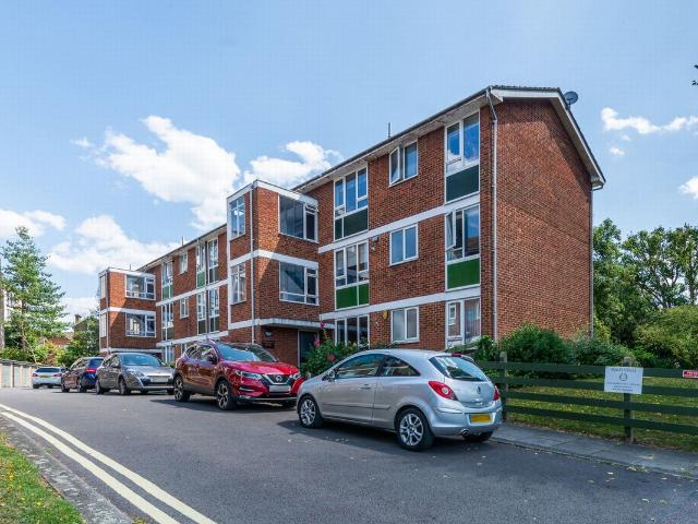 Apartment for rent in Well Hall, Greater London