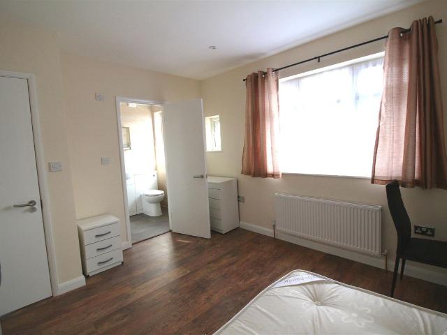 Room for rent in Greater London