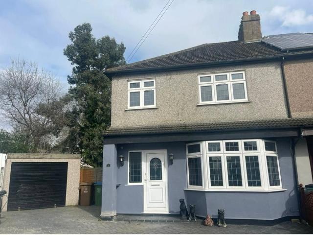 House for rent in Belle Grove, Greater London