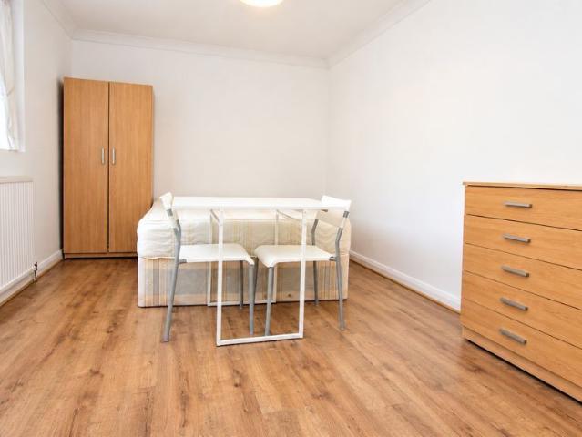 Studio for rent in London Borough of Haringey, Greater London