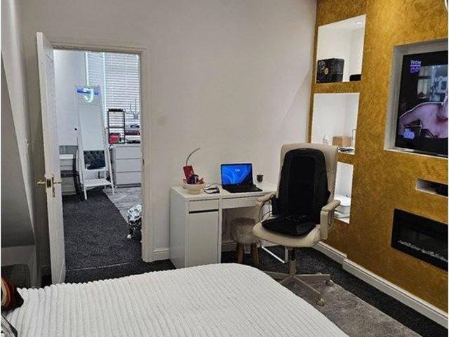 Apartment for rent in Calderstones