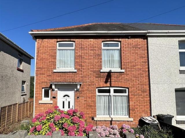Apartment for rent in Briton Ferry