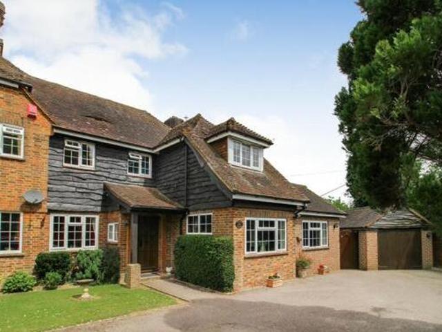 House for sale in Glynde, West Sussex