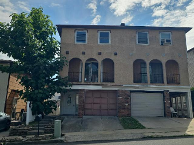 House for sale in Arverne, New York