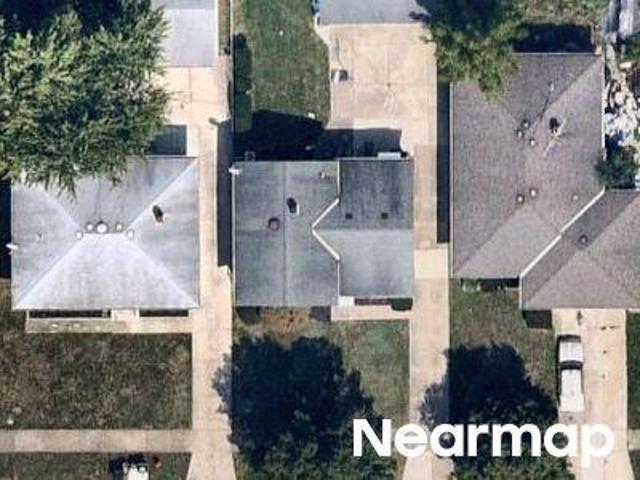 House for sale in Euclid