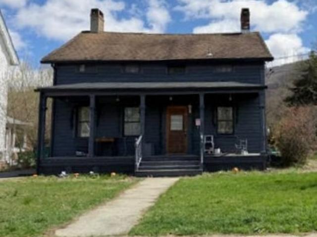House for sale in City of Beacon, Dutchess County