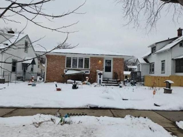 House for sale in Hennepin, Minnesota
