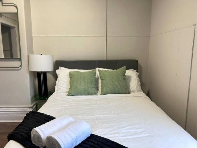 Apartment for rent in Mulhurst Bay, Ontario