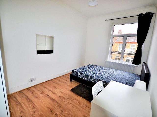 Room for rent in Noel Park, Greater London