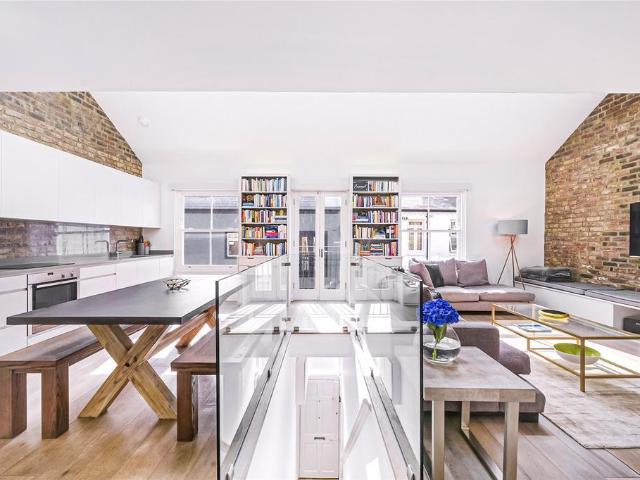 House for rent in Kensington, Greater London