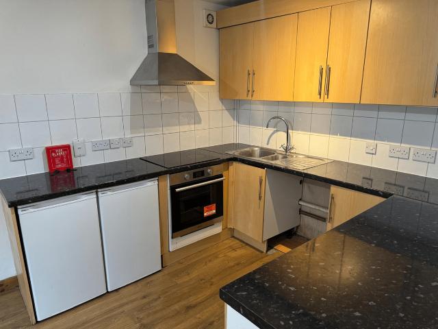 Apartment for rent in London Borough of Croydon, Purley