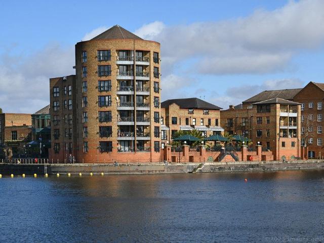 Apartment for rent in Rotherhithe, Greater London