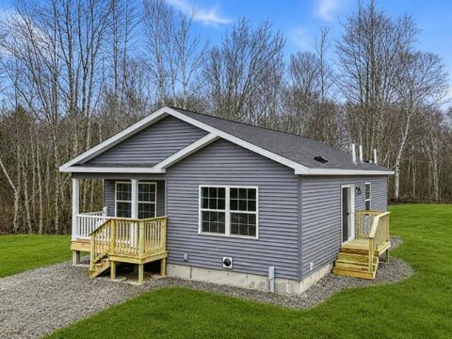 House for sale in Skowhegan, Maine