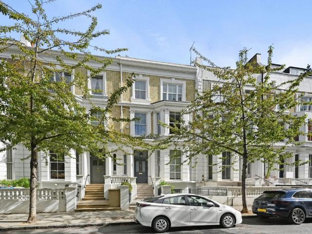 House for rent in Kensington, Greater London