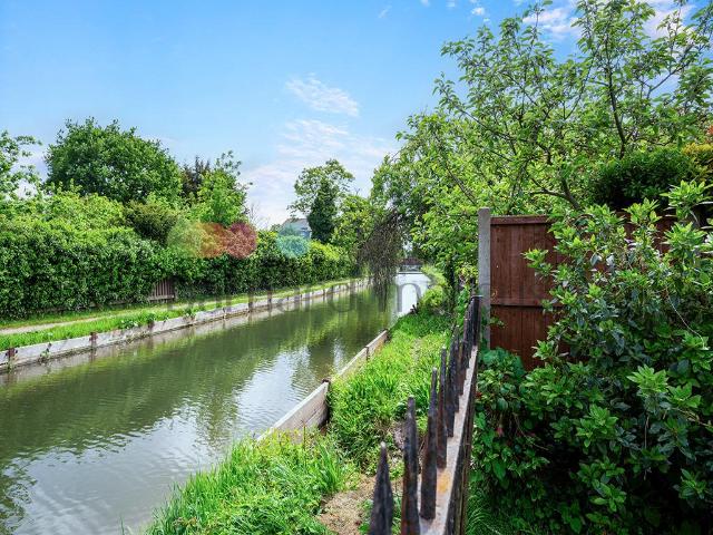 Apartment for rent in Palmers Green, Greater London