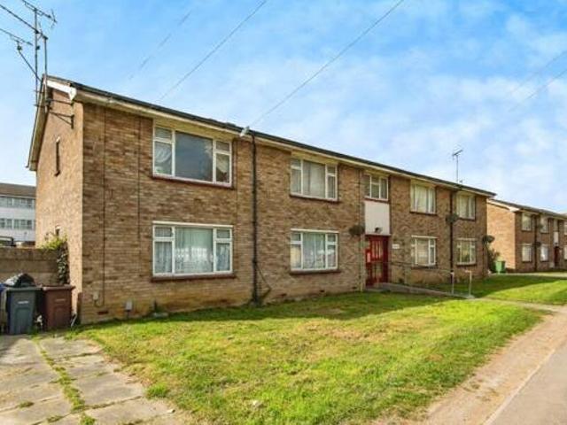 House for sale in Tilbury, Essex