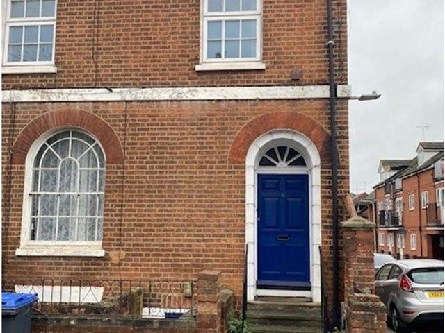 Apartment for rent in Reading